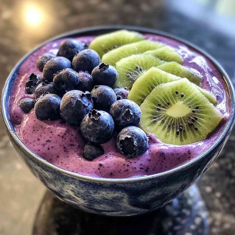 Refreshing Kiwi Blueberry Smoothie