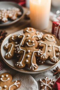 The Best Simple Christmas Gingerbread Recipe