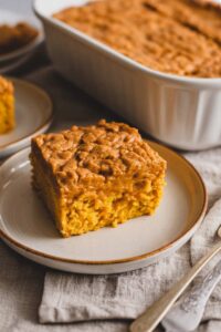 The Perfect 🎃 Pumpkin Dump Cake Recipe with Spice Cake