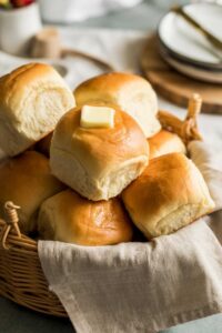 The Best Thanksgiving Dinner Rolls Recipe